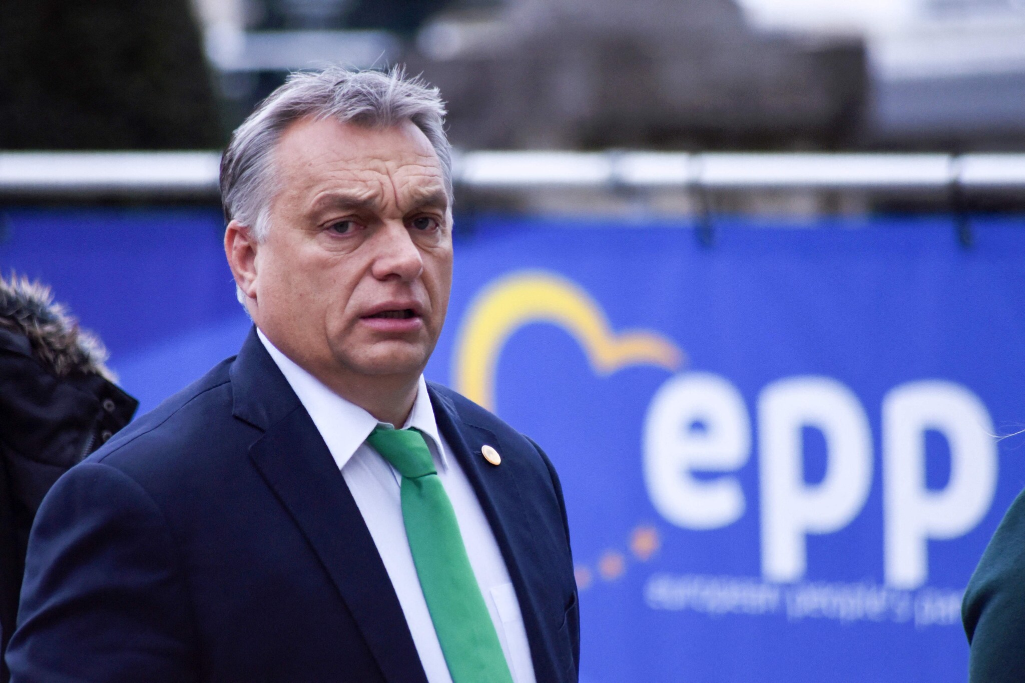 Il partito di Viktor Orbán lascia il gruppo Ppe all’Europarlamento. Weber: non accettiamo lezioni